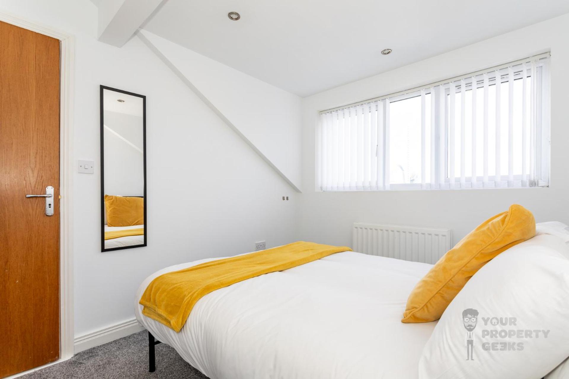 Appartement Attic Style 2 Bed Duplex With Rooftop Patio