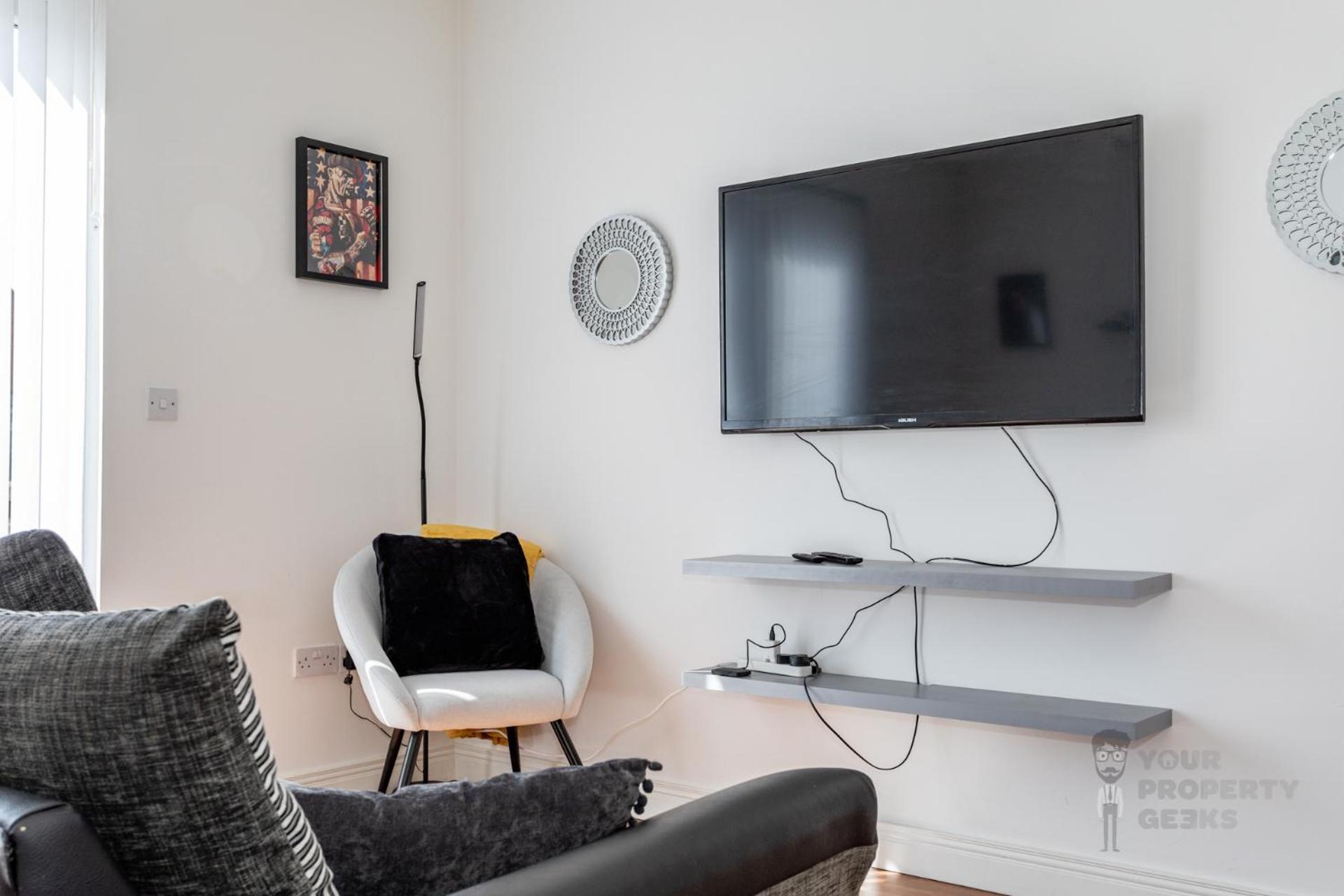 Attic Style 2 Bed Duplex With Rooftop Patio Appartement *
