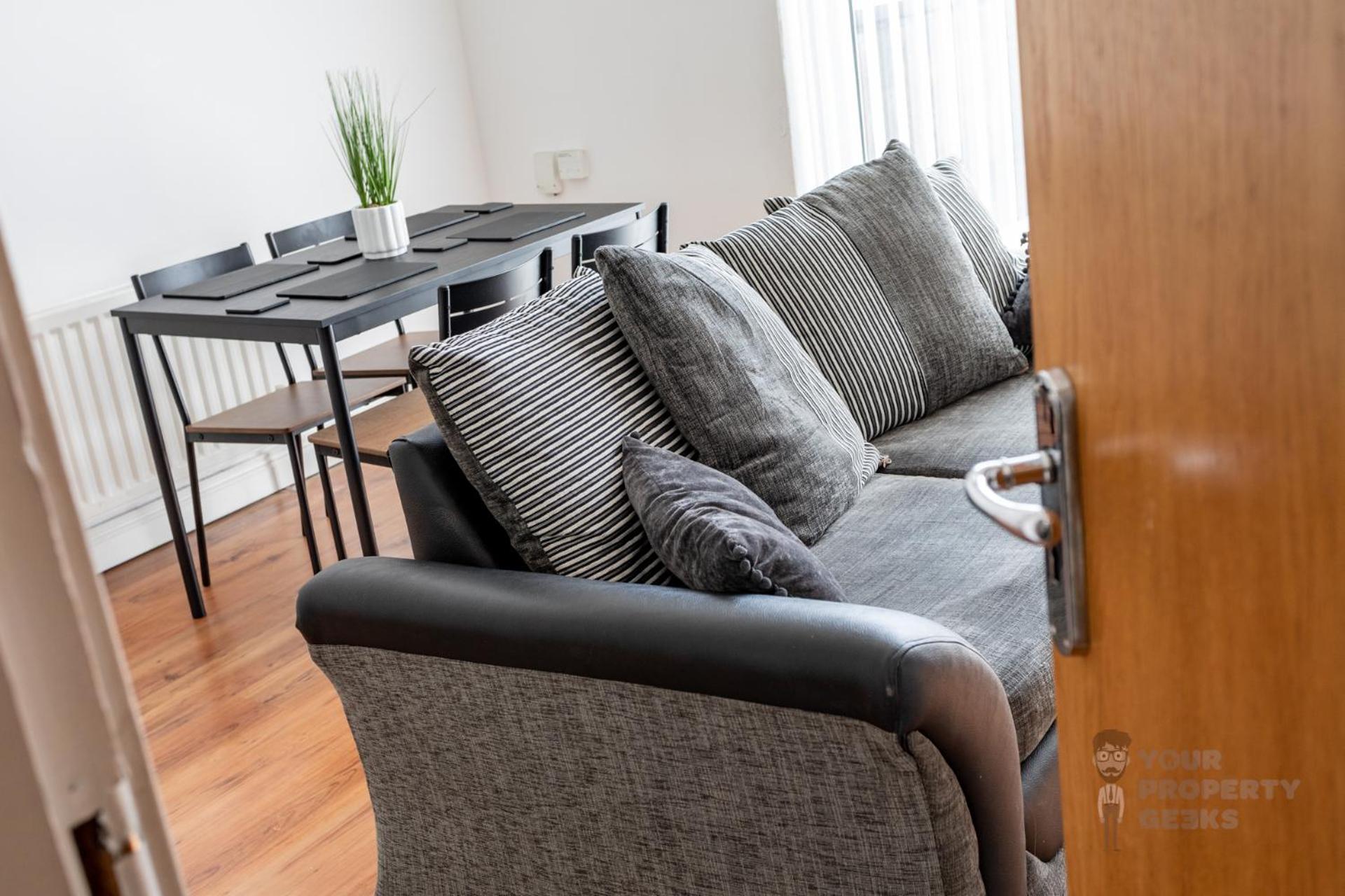 Appartement Attic Style 2 Bed Duplex With Rooftop Patio Belfast